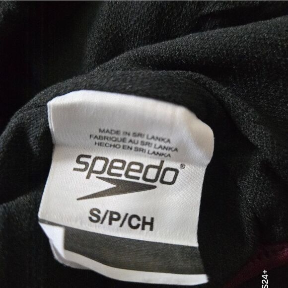 Speedo Women's One-Piece Swimsuit in Black and Dark Red - Picture 5 of 6